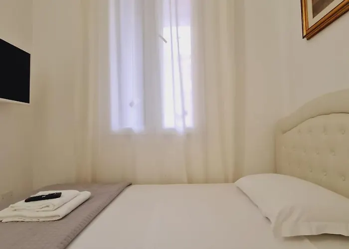 Albergo centrale: Farah'S House